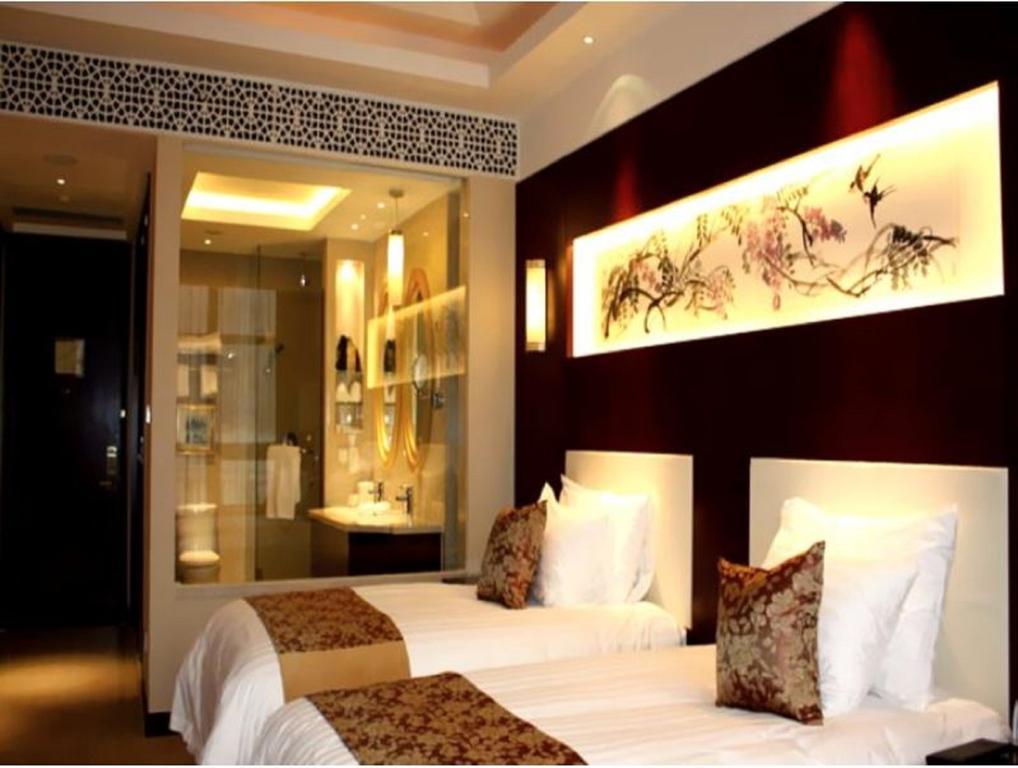New Century Fengming Resort Zaozhuang Exterior photo