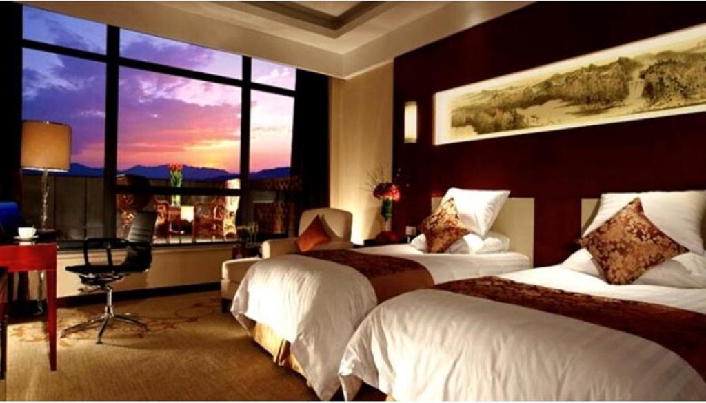 New Century Fengming Resort Zaozhuang Exterior photo